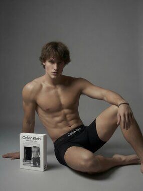 NEW IN BOX Calvin Klein Embossed Icon Micro Long Boxer Brief - Black -Large